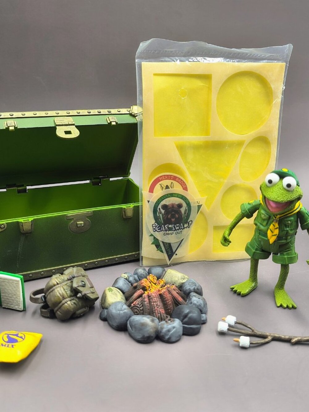 Muppet Frog Scout Robin Action Figure Playset Palisades Kermit Nephew Loose
